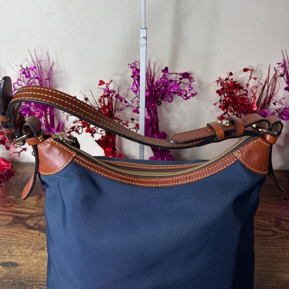 DOONEY & BOURKE Nylon Blue Erica Hobo Shoulder bag - Picture 4 of 13